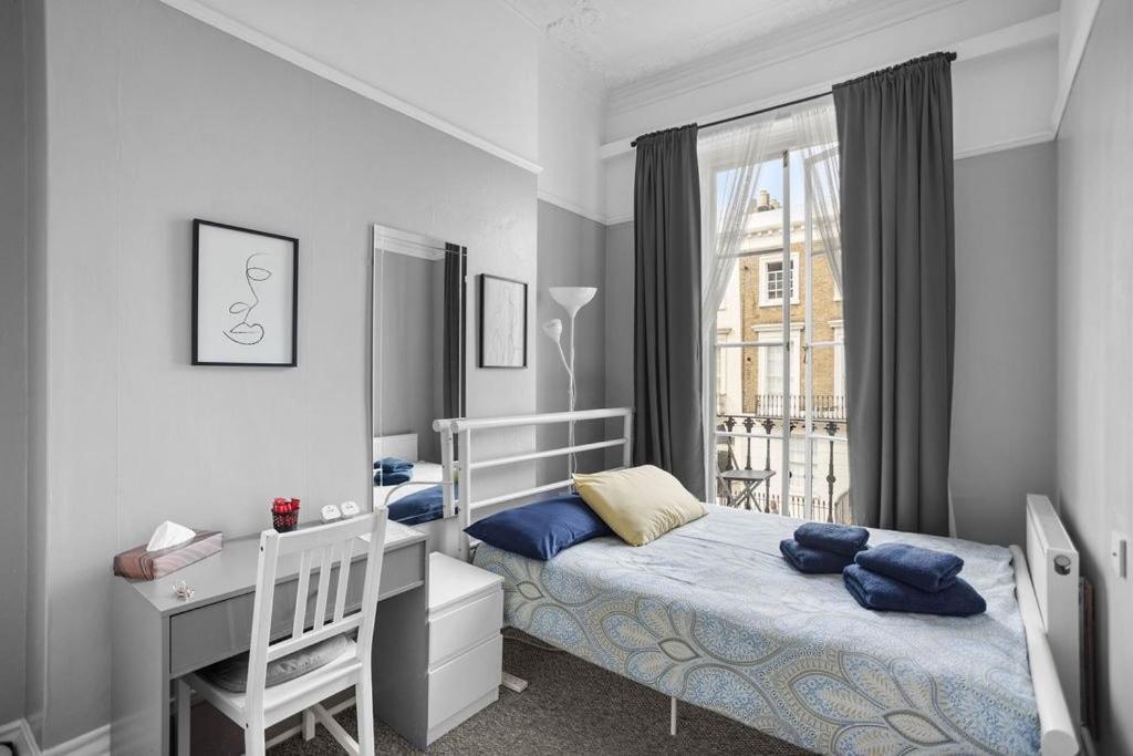 Guest house Modern In London